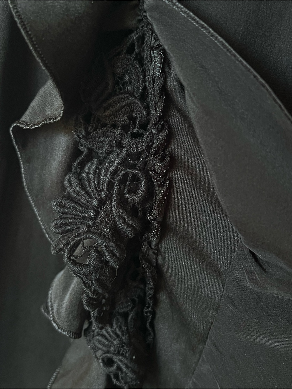 Alberta Ferretti Black Sleeveless Ruffle Detail Top - Picture 6 of 8